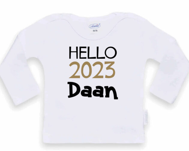 T-shirt lange mouw hello 2023 nieuw jaar met naam