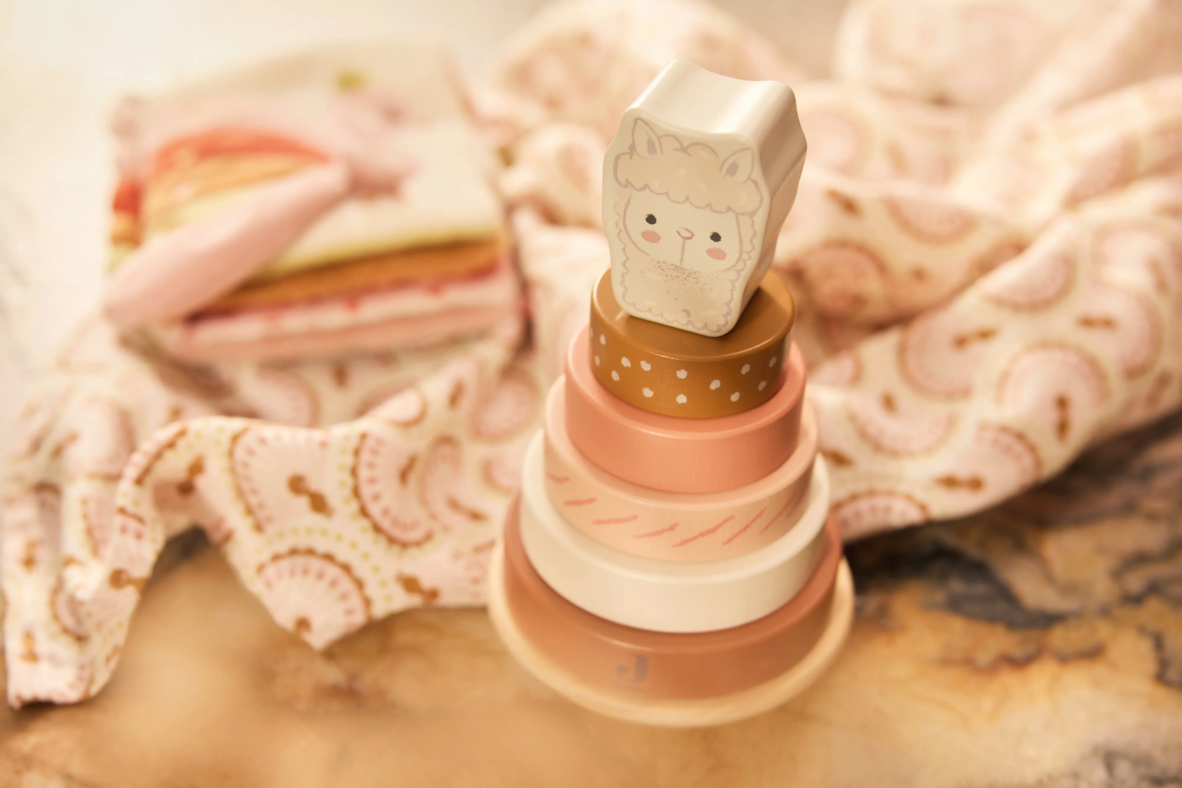 Hallo Baby Jollein Houten Stapelaar Alpaca Paco - Gepersonaliseerd met Naam & Geboortedatum 10 Jollein Houten Stapelaar Alpaca Paco - Gepersonaliseerd met Naam & Geboortedatum